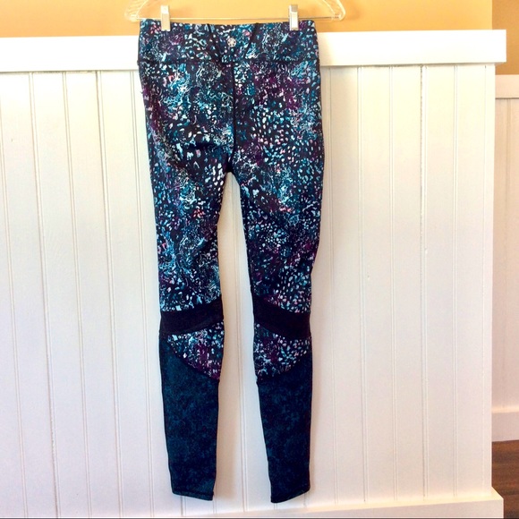 Gaiam women’s activewear leggings, size small - Picture 2 of 5